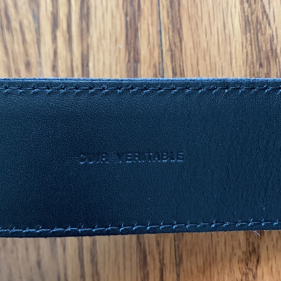 Vintage Chanel Suede Belt - Picture 4 of 10